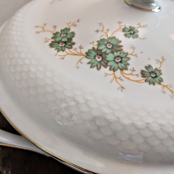 Vintage Thomas Vegetable bowl w/Lid - Picture 3 of 6